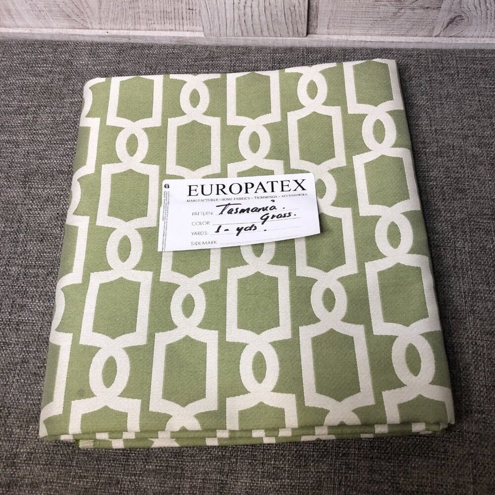 Europatex Home Fabrics Tasmania Print Green White 1 Yard Material - Picture 1 of 4